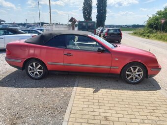 Mercedes-Benz CLK 320i - 4