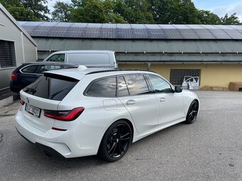 BMW 330d touring M Paket G21 - 4