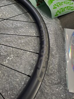 NOVÉ nepoužité karbonové kola FSA Gradient i29 WideR Carbon - 4