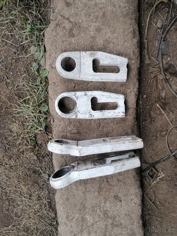 Prodám samojistící rychlo upínací háky cbm - 4