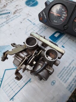 Yamaha XT600 díly - 4