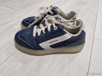 Geox, vel.31 blikající - 4