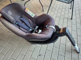 Maxi-Cosi iSize ISOFIX základna + autosedačka zdarma - 4