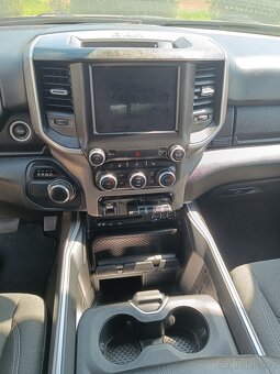Dodge RAM - 4