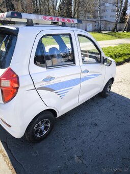Elektroauto bez řidičáku - 4