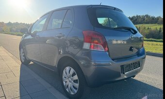 Toyota Yaris 1.3i 74kW ,2009 - 4