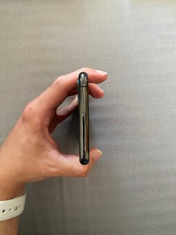 iPhone 11 Pro Max 64 GB - Top stav - 4