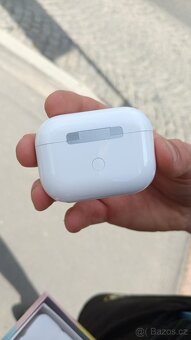 Apple AirPods 2. generace - 4