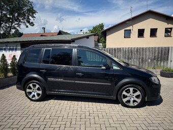 Volkswagen Cross Touran 2.0 TDI 103 kW - 4