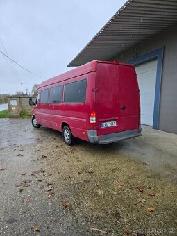 Mercedes-Benz Sprinter - 4