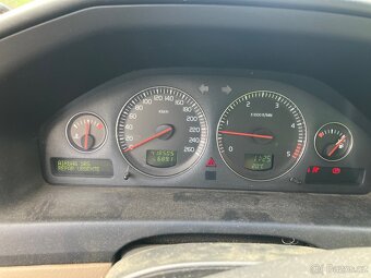 Volvo S60 - 4