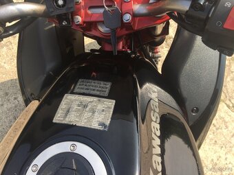 Kawasaki ER6-f - 4