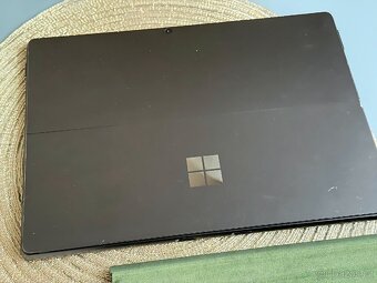 Microsoft Surface 8 Pro I5, 8GB RAM, 256 GB/klávesnice/pen - 4