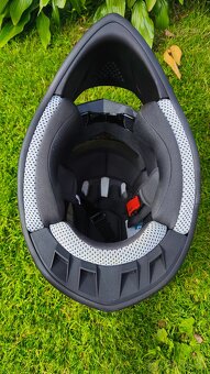 Helma na moto (vel.M) nová - 4