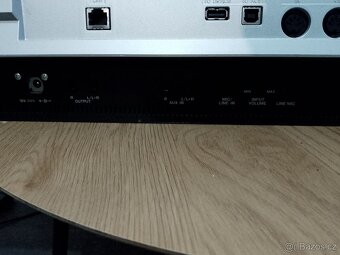 Yamaha PSR S 910 - 4