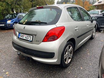 Peugeot 207 - 4