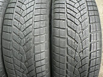 235 60 18 zimní pneu R18 Goodyear 8mm 235/60/18 - 4