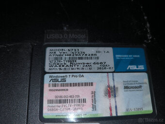 Notebooky - display s šasí a klávesnicí na ND - 4