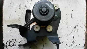 Ford Escort - orig. sání a modul ABS na 1.6 16V, 66 kW - 4