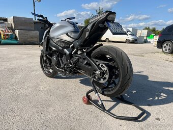 Suzuki GSX-S 1000 - 4