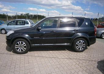 SsangYong Rexton 2.0XDi,4x4,7 míst,2x kola nafta manuál - 4