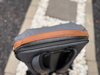 Peak Design Everyday Backpack V2 30l - barva Charcoal - 4