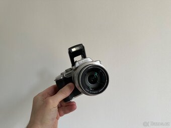 Panasonic Lumix DMC FZ20 Stříbrný - 4