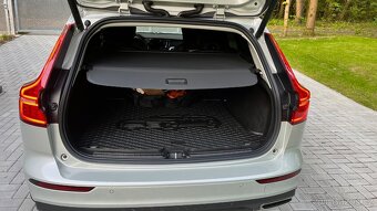 Prodám Volvo V60 cross country, nez.topení, odpočet DPH - 4