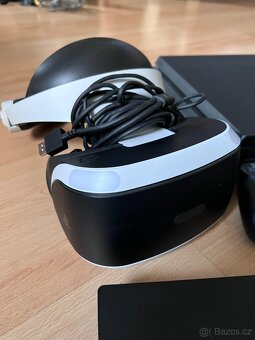 Prodám PS4 Pro 1TB + PSVR + 2x ovladače + Hry + Kamera - 4