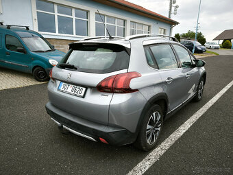 Peugeot 2008 1,2i - 4
