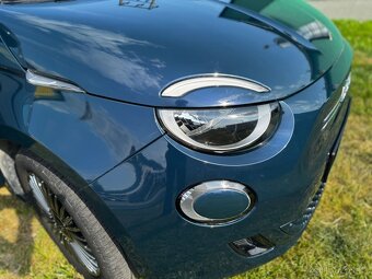Fiat 500e 42kw batéria 23 000 km (358 000 € odpočet DPH) - 4