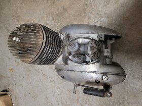 Motor Jawa 250 pérák - 4