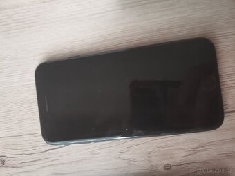 IPhone SE - 4