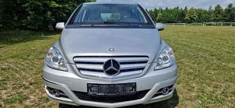 Mercedes B 180 - 4