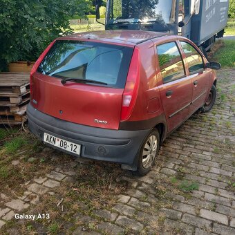 Fiat Punto - 4