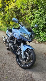 SUZUKI SV 650s - 4