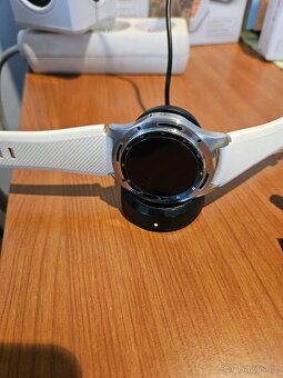 Samsung Galaxy Watch - 4