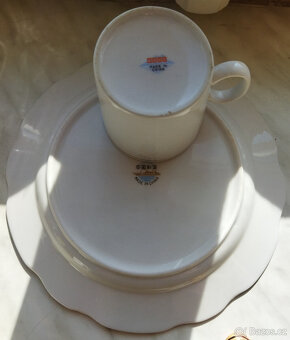 2x sada dětský hrníček s talířkem "bruslaři", Čína - 4