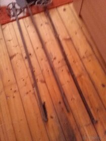 Starožitné lyžařské hole a lyže - 4