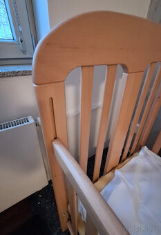 Dětská dřevěná postýlka - 4