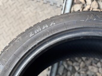235/45/19 celoroční pár pneu ZMax - 4
