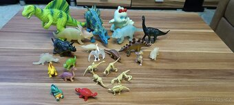 Dinosauři mix - 4