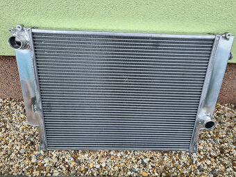 Hliníkový chladič BMW - 4