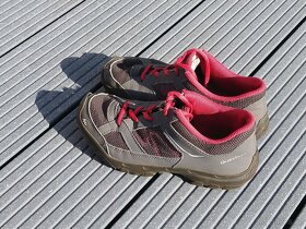 Sportovní boty DECATHLON vel.34 - 4