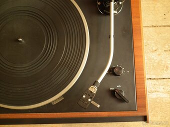 GRAMOFON TESLA NC 440 - 4
