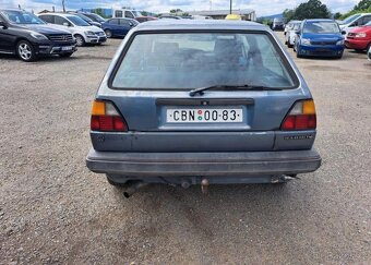 Volkswagen Golf 1,6 D nafta manuál 40 kw - 4