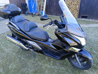 Skútr Honda SW-T400 - 4