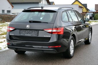 Škoda Superb 1.4 TSI Active kombi 25 000 km - 4