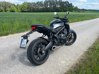 Honda CB650R - 4