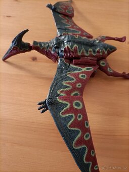 Dinosauři, transformers - 4
